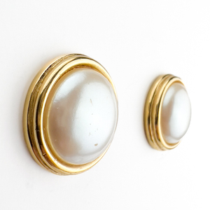 lot 36 image: Monet Yellow Plated Metal Stud Earrings . Imitation Pearl.
