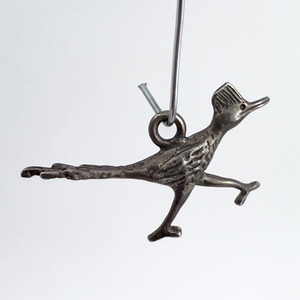 lot 132 image: Roadrunner, Unknown Maker, VINTAGE Sterling Silver Solid Cast Charm.