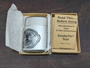 lot 7 image: SmokeTin Tool