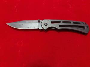 lot 41 image: Guidesman Pocket Knife
