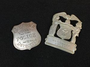 lot 107 image: Security Guard - PolicePrivate Detective Badges