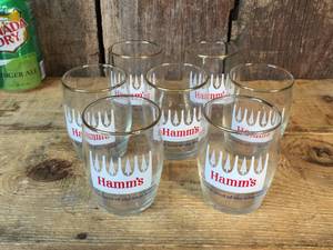lot 130 image: Vintage 7 Hamms Beer Snit Glasses
