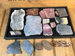 lot 178 image: Variety Rock - Mineral Slab Specimens