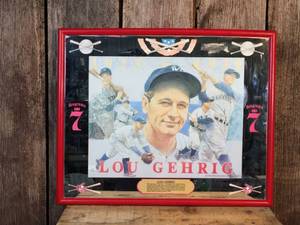 lot 210 image: Seagrams 7 Lou Gehrig Framed Mirror