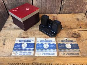 lot 218 image: Vintage Sawyers View-Master & Reels