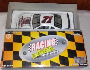 lot 529 image: NASCAR Dave Marcis, No.71.