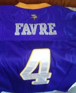 lot 549 image: MN Vikings Favre Jersey, No. 4