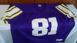 lot 550 image: MN Vikings Eller Jersey No. 81 Excellent Throwback.