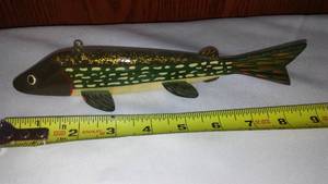 lot 560 image: Spear Fishing Decoy
