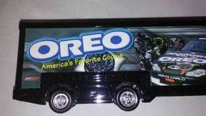 lot 654 image: NASCAR Dale Earnhardt Oreo Semi tractor trailer