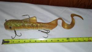 lot 665 image: Fishing Lure, huge rubber fish.