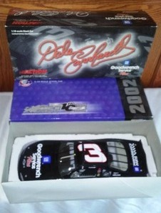 lot 931 image: NASCAR Dale Earnhardt 118 scale Goodwrench Plus.