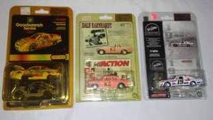 lot 939 image: NASCAR Dale Earnhardt Action 164 Scale(3).