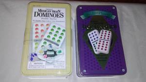lot 953 image: NEW Dominoes (2 sets)