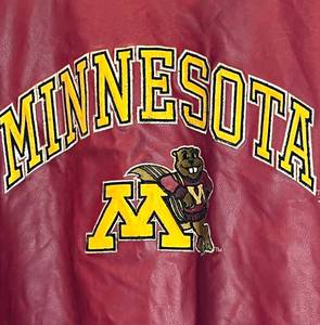 lot 29 image: University of Minnesota Vintage Retro Jacket, size Large Steve and Barrys Brand, Rare