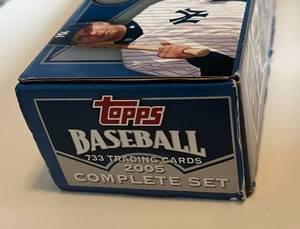 lot 68 image: 2005 Topps Baseball Complete Card Set