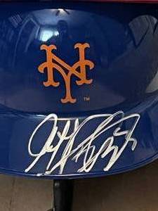 lot 20A image: Mike Piazza Signed Mini Helmet - New York Mets Baseball