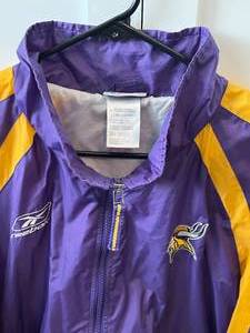 lot 76 image: Minnesota Vikings Vintage Retro Reebok Windbreaker Jacket - Size XL Football
