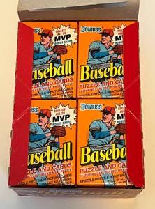 lot 136 image: 1990 Donruss Baseball Cards Wax Pack Box, 36 Packs