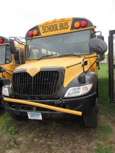 lot 974 image: 2006 INTERNATIONAL 77 PASSENGER SCHOOL BUS