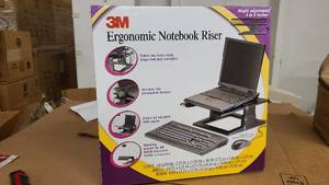 3M Ergonomic Notebook Riser