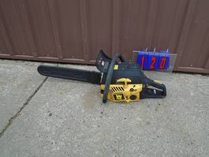 Wen lumberjack chainsaw. Looks lighty used. Consignor says it runs fine. As shown.