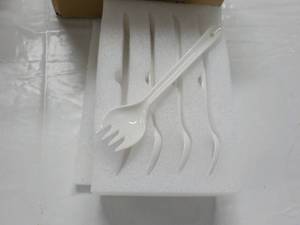 4 ct Ceramic Forks...