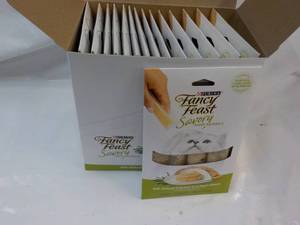 15 ct. Purina Fancy Feast Savory Ca...