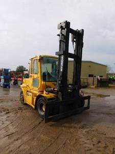 lot 3 image: 2012 Hyundai 70D-7E Diesel Forklift with Cab