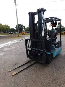 lot 10 image: 2018 Baoli KBET18 Three Wheel 48V Electric Forklift