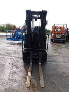 lot 11 image: 2017 Mitsubishi FBC25N2 Electric Forklift