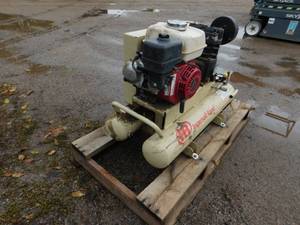 lot 25 image: Ingersoll Rand Gas Compressor