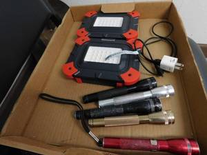 lot 48 image: Misc Lot of Lights w  Charger