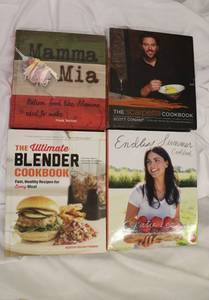 lot 4 image: Recipe Books(4) - Scarpetta book is autographed All LookBrand New