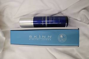 lot 14 image: NEW SKINN by Dimitri James 1.7oz Age Reset Serum Intensive