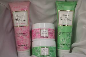 lot 18 image: PERLIER  Body Cream & Bath Cream Bouquet de Gardinia & Bouquet de Peonies 1 set of each (4 items total)