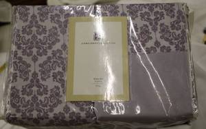 lot 22 image: King Sheet Set- Lavender Color  Microfiber - 8 pieces