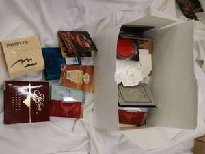 lot 30 image: Parfum samples - minimum of 35 pieces