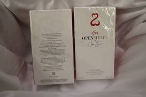 lot 38 image: Her Open Heart - Jane Seymour Signature Fragrance (2)