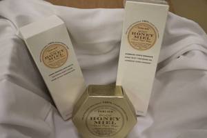 lot 39 image: PERLIER - Body Treatments (3)