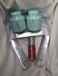 lot 48 image: SIGNATURE A & SERIOUS SKIN CARE Products (6)