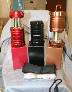 lot 105 image: Bell & Howell - 3 Lanterns, 1 Flashlight