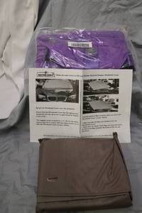 lot 146 image: JOY MANGANO CleanBoss Expandable Tote & Weather Shield cover w magnets