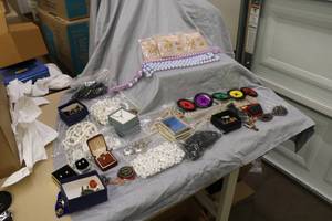 lot 153 image: Fashion Jewelry- Some religious, many bead necklaces & fashion pins 45