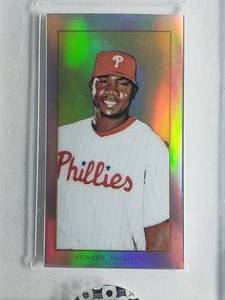 lot 15 image: Ryan Howard 2011 eTopps Mini Refractor No. 39, Numbered 630999