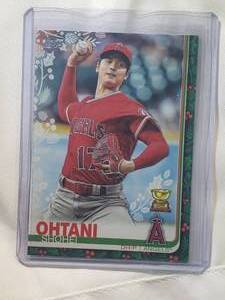 lot 81 image: Shohei Ohtani 2019 Holiday Rookie Cup No. HW33