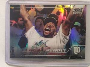 lot 103 image: Kirby Puckett 2022 Topps Stadium Club Chrome Refractor No. 52