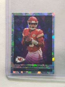 lot 192 image: Patrick Mahomes 2021 Panini Mini Cracked Ice No. 250