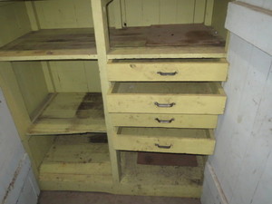 lot 32 image: Large parts cabinet with 4 drawers