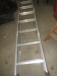 lot 68 image: 16  Aluminum Extension Ladder